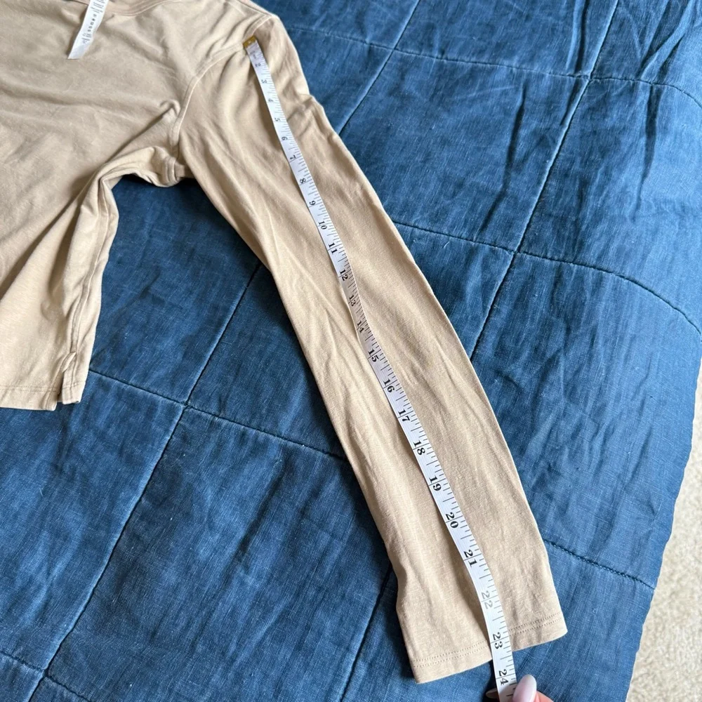 Lululemon Classic-Fit Cotton-Blend Long-Sleeve Shirt in Dune Color Size 6 - Picture 9 of 10